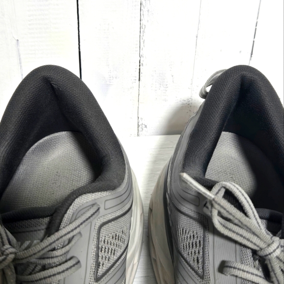 Hoka One One Bondi 7 Shoes - Picture 7 of 11